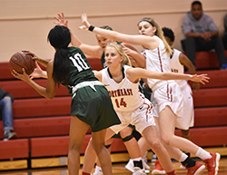 Strong start lifts Hawks women's basketball over Central, 89-54