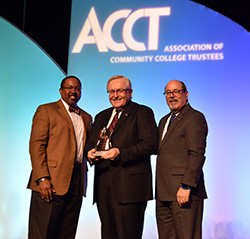 ACCT presents Chipps with CEO award