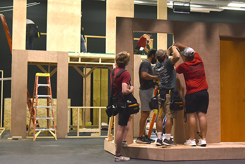 Building construction, theatre programs collaborate on creating unique set