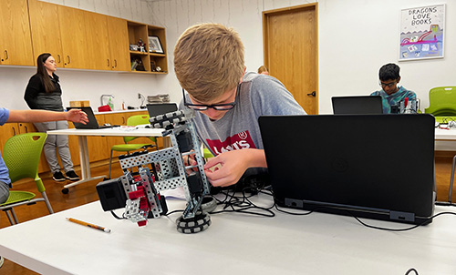 Grade School Students Learn About Robotics at Camps